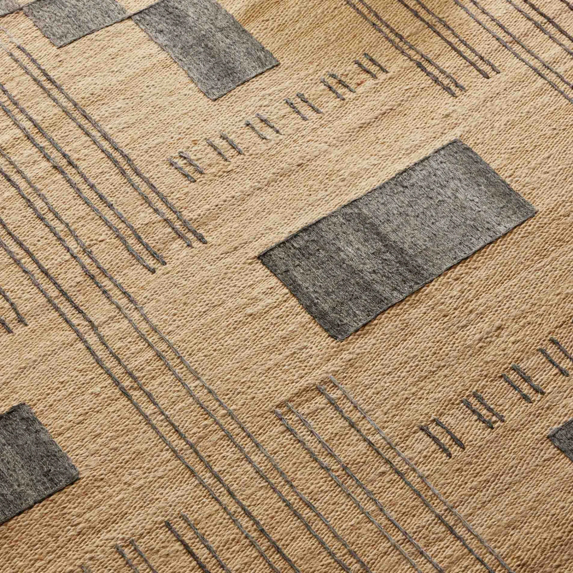 Hot Horgans Aspen Jute Rug 250 x 350 Natural & Black
