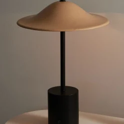 Hot Horgans Daiku Table Lamp Tan & Black