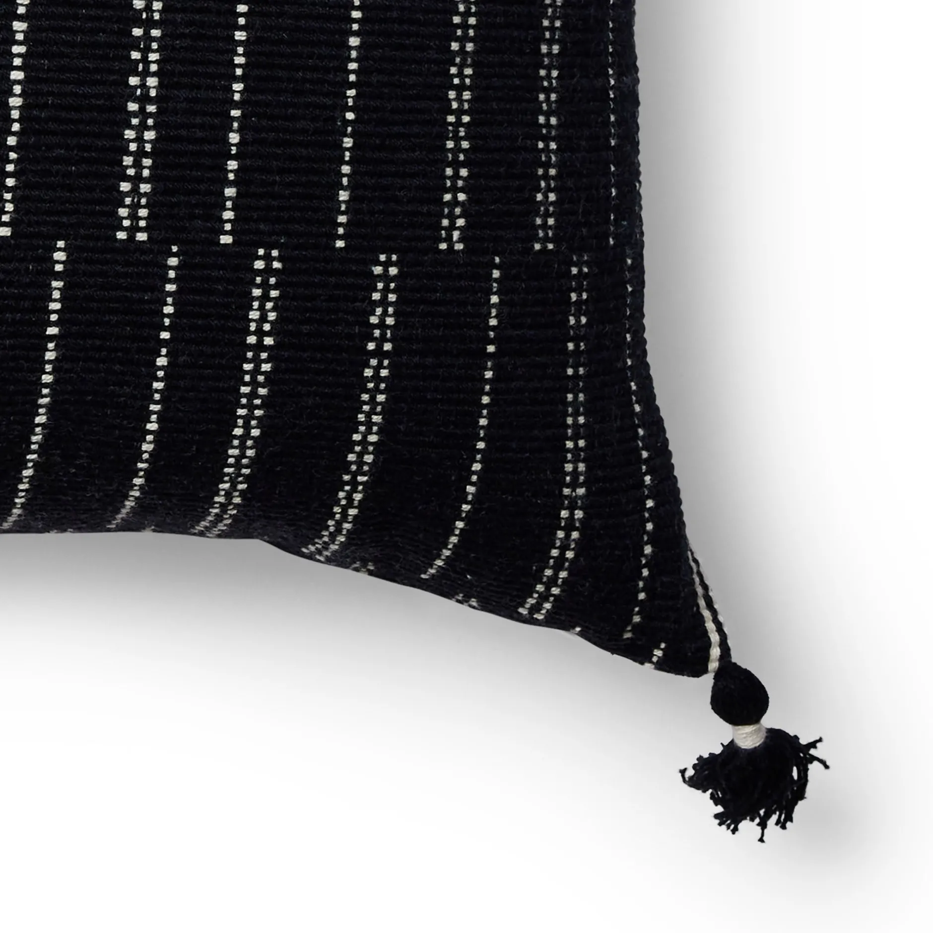 New Horgans Hachi Handwoven Cushion A 55x55 Black & White