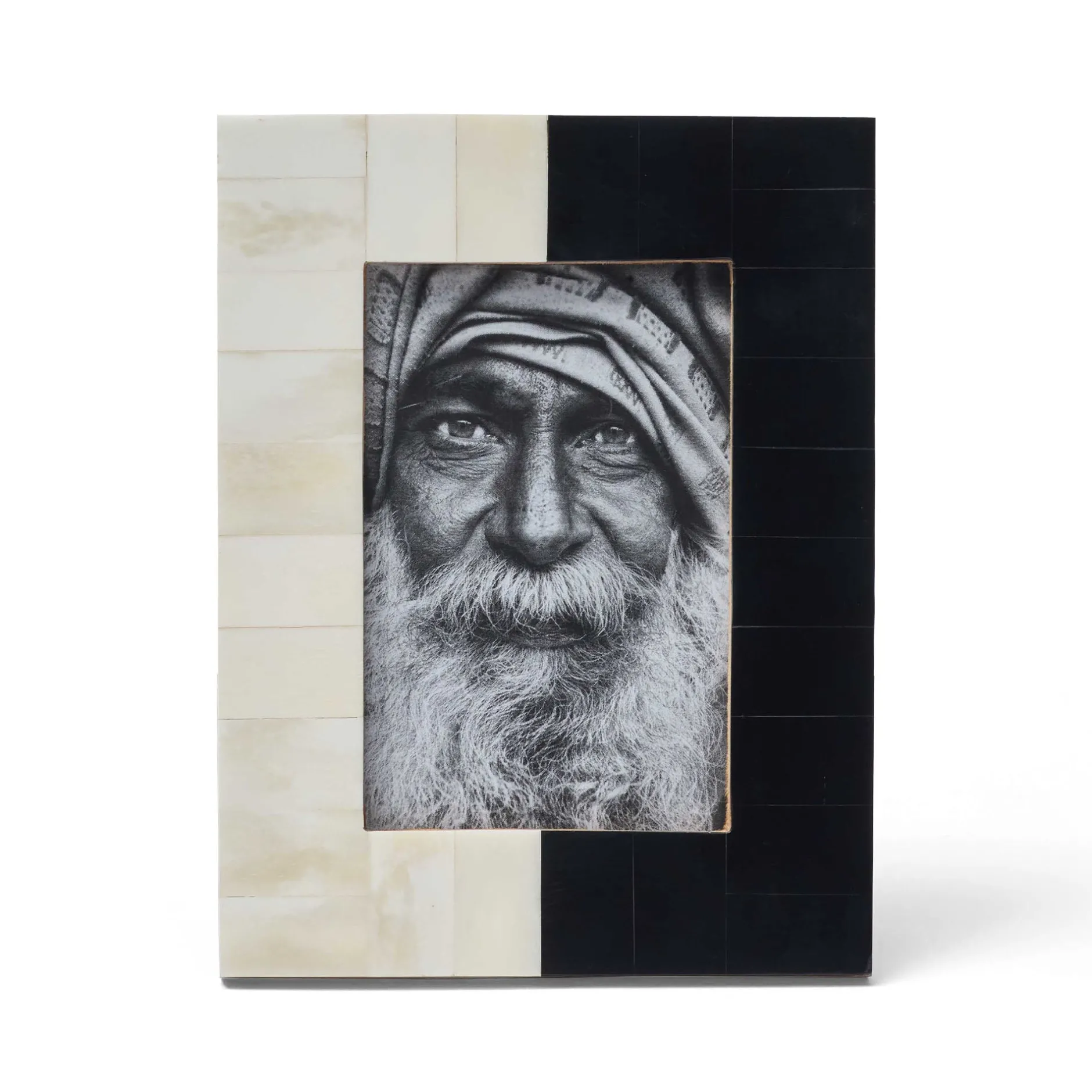 Best Horgans Harlequin Photo Frame 4 x 6 Black & White