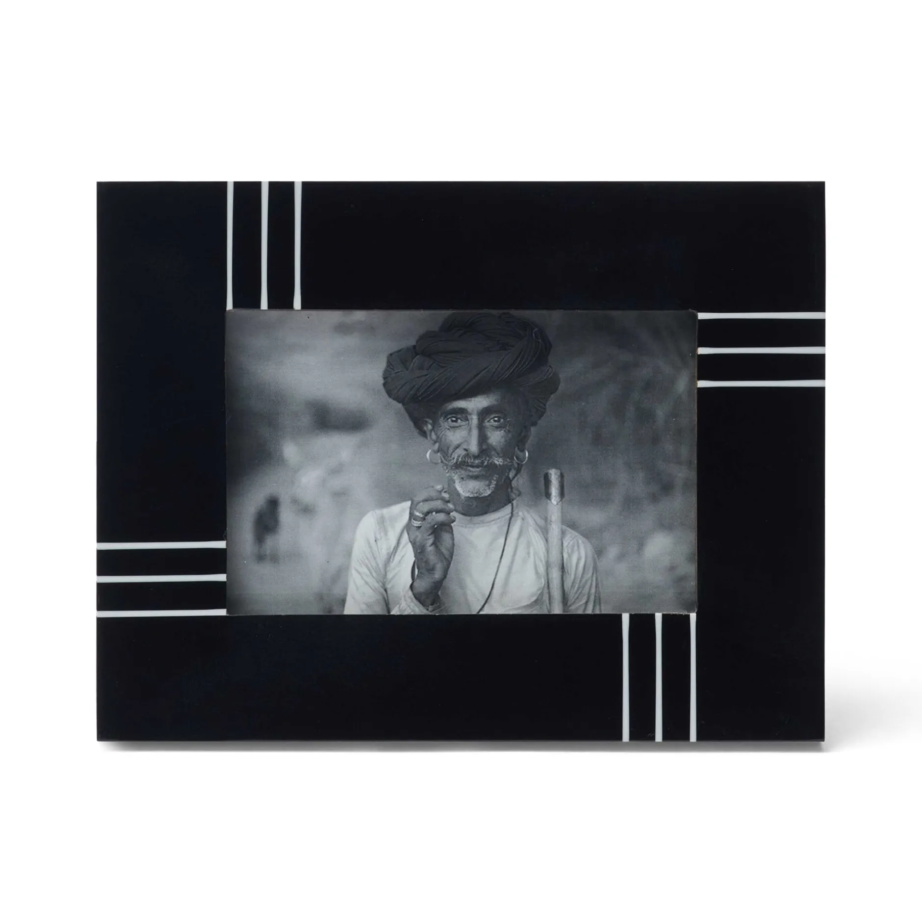 Online Horgans Mandishi Photo Frame 4 x 6 Black & White