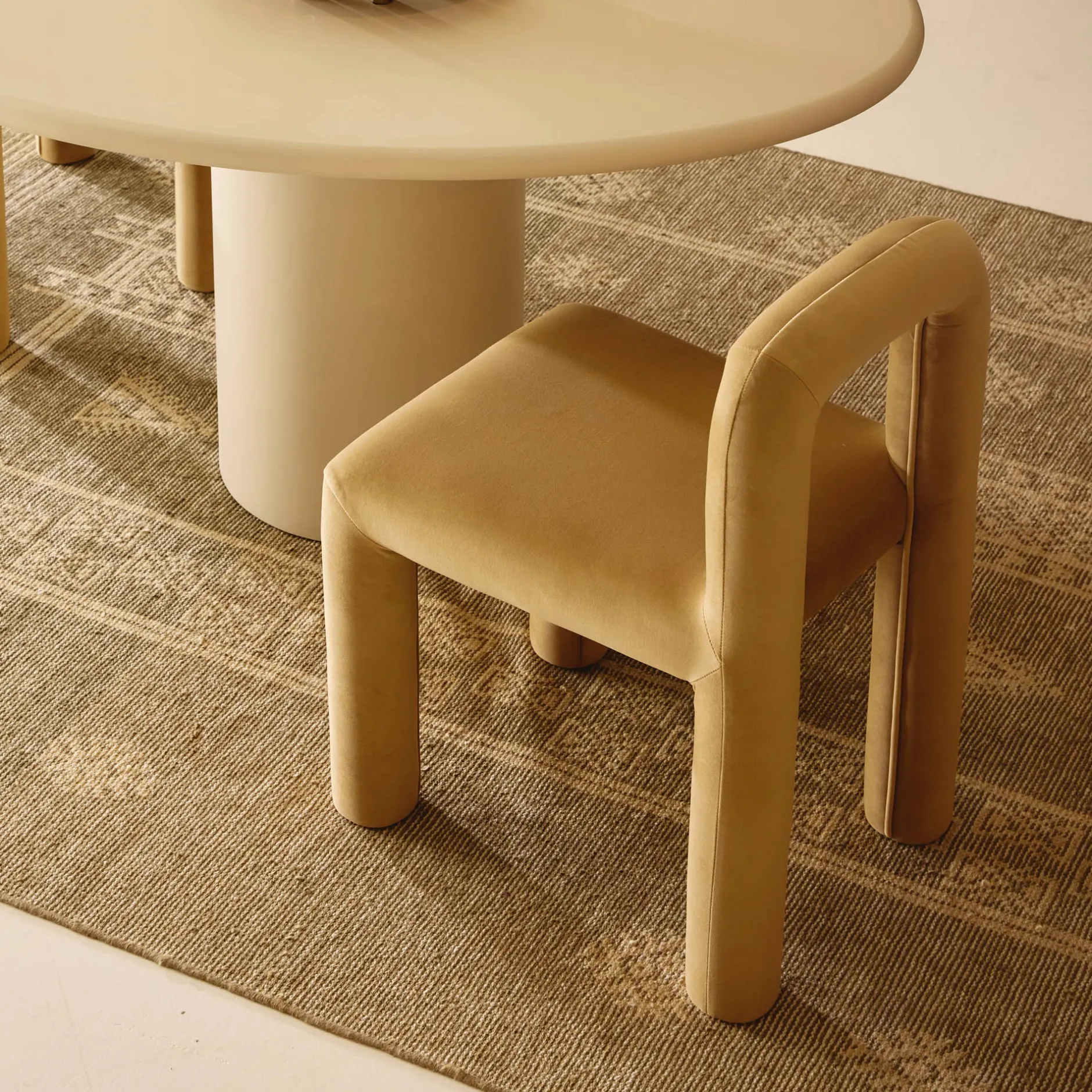 Hot Horgans Zara Dining Chair Sand Sand Velvet